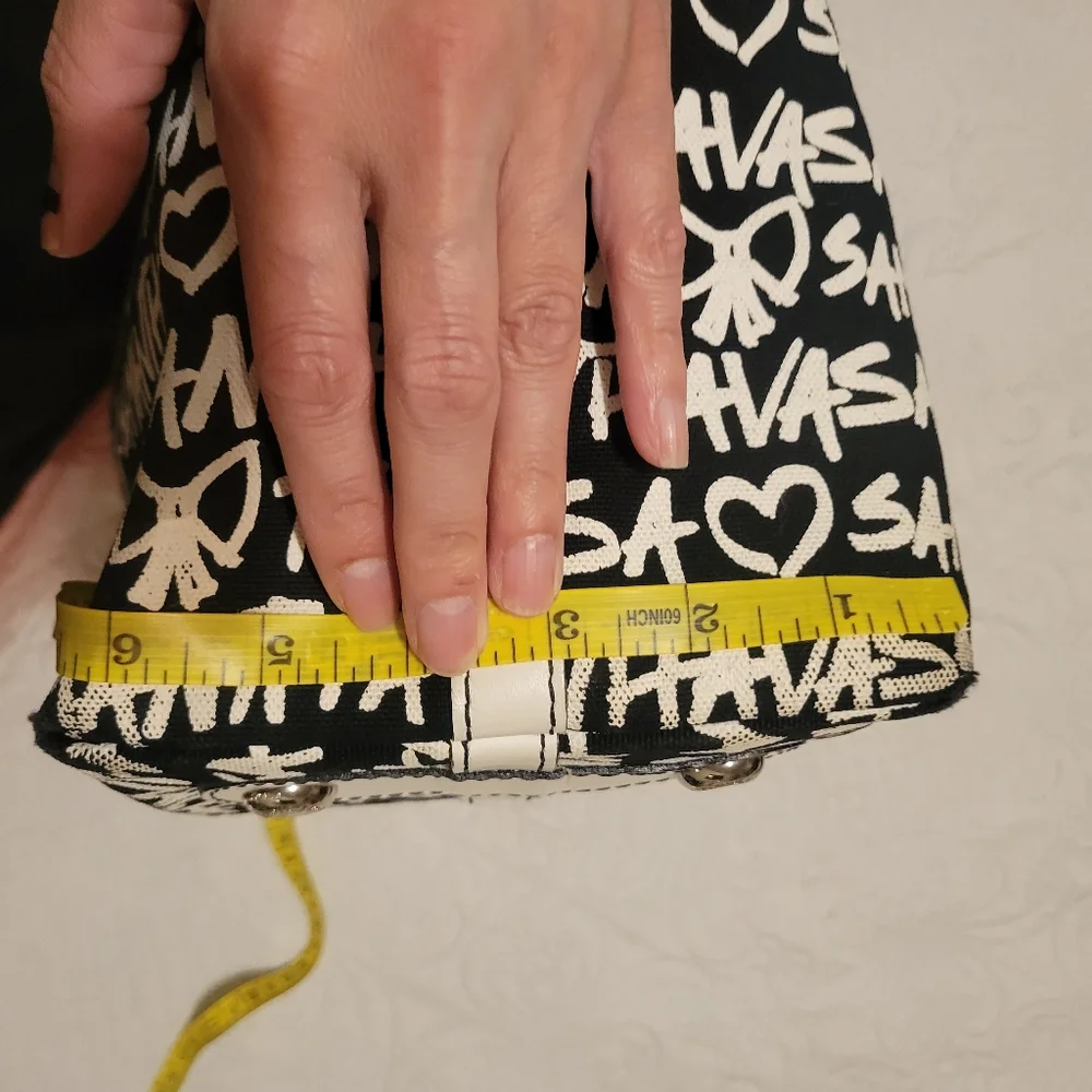 Samantha Thavasa Canvas Graffiti Tote EUC Modern Goth‎ Punk